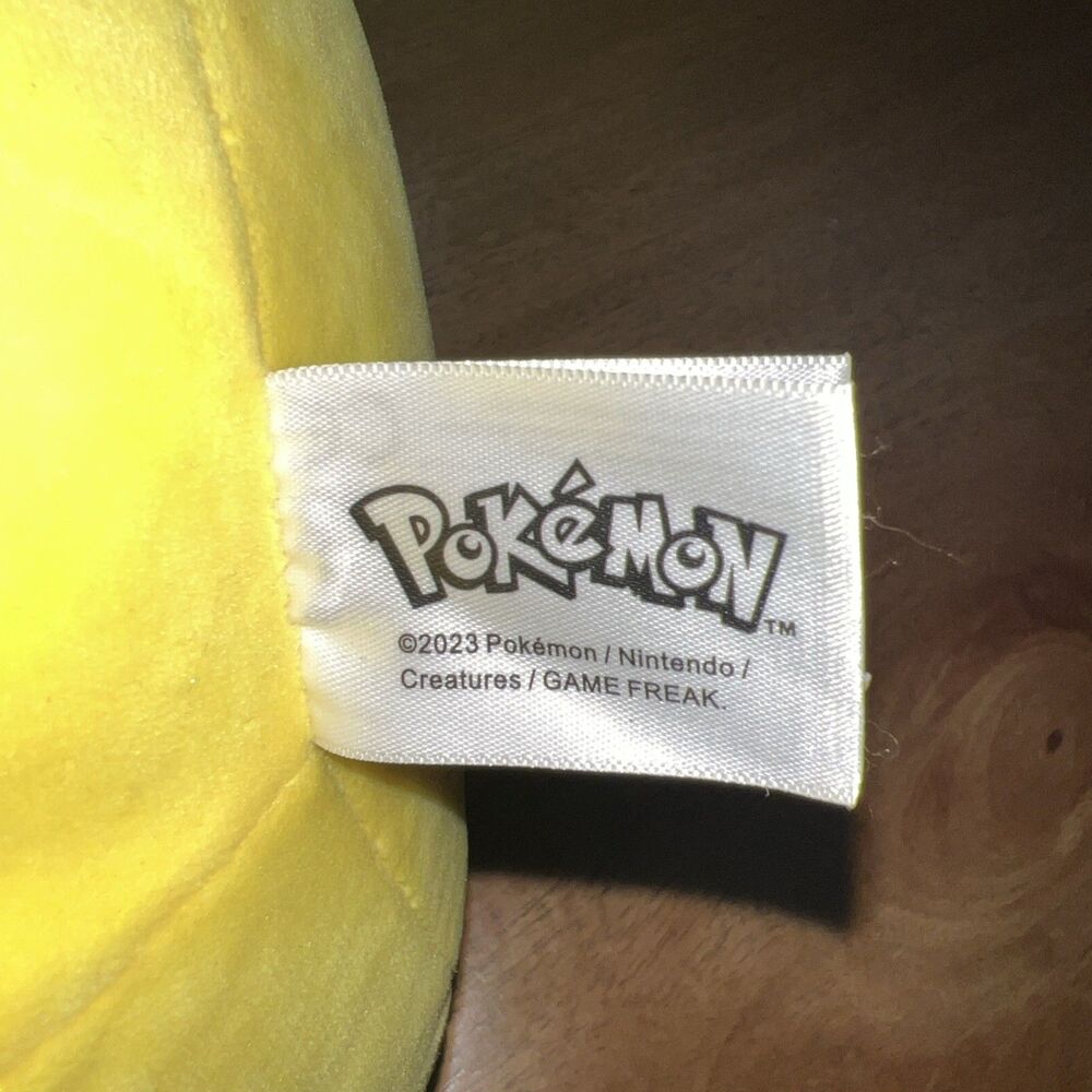 Pokemon Pikachu Plush 23" Plush Officially Licensed Nintendo‎ Jazwares - Picture 7 of 12